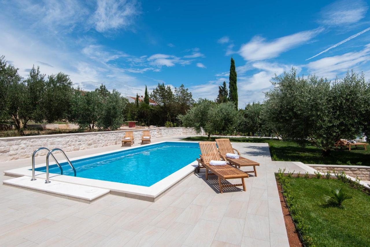 Villa Loviste Paradise Exteriör bild