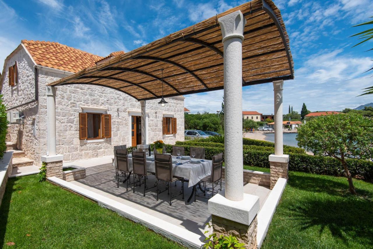 Villa Loviste Paradise Exteriör bild